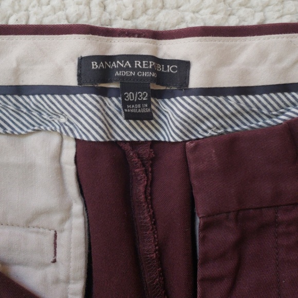Banana Republic Aiden fit Chino - Picture 2 of 2
